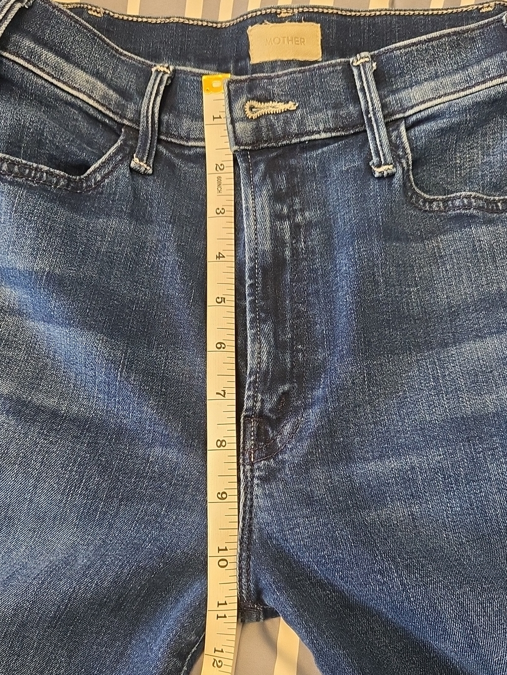 MOTHER Hustler Roller Sneak Wide Leg Flare Jeans in Medium Blue Wash - Picture 7 of 7